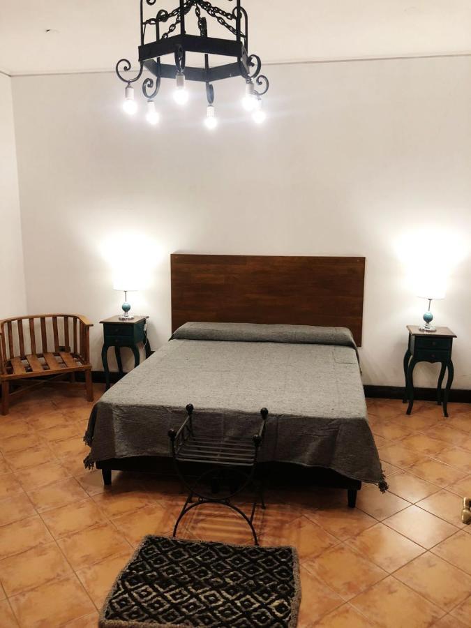 Hotel Petit Deluxe Salta Esterno foto