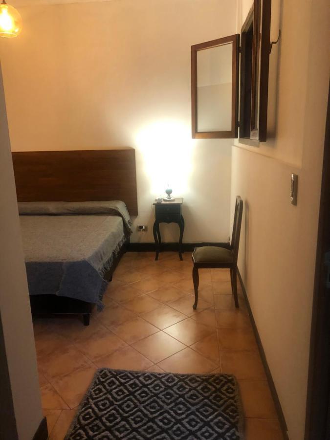 Hotel Petit Deluxe Salta Esterno foto